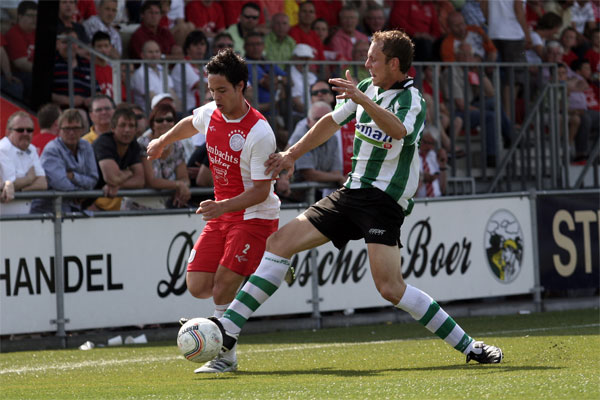 v.v. IJsselmeervogels - SC Genemuiden (Foto Helmich Lubberts).